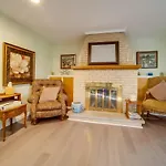 Cozy Ripley Apartment - 21 Mi To Downtown Erie!