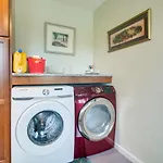 Cozy Ripley Apartment - 21 Mi To Downtown Erie!